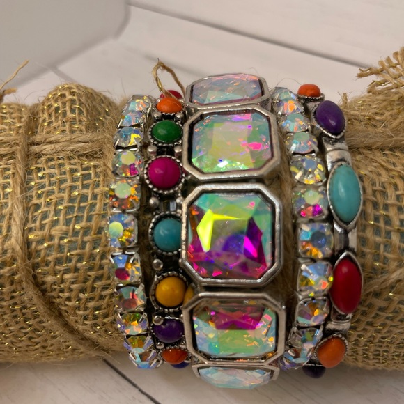 Set of 5 stackable bracelets in shimmering crystal and multi colored gems - Picture 10 of 16